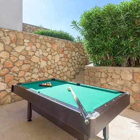 Thalia Villa *